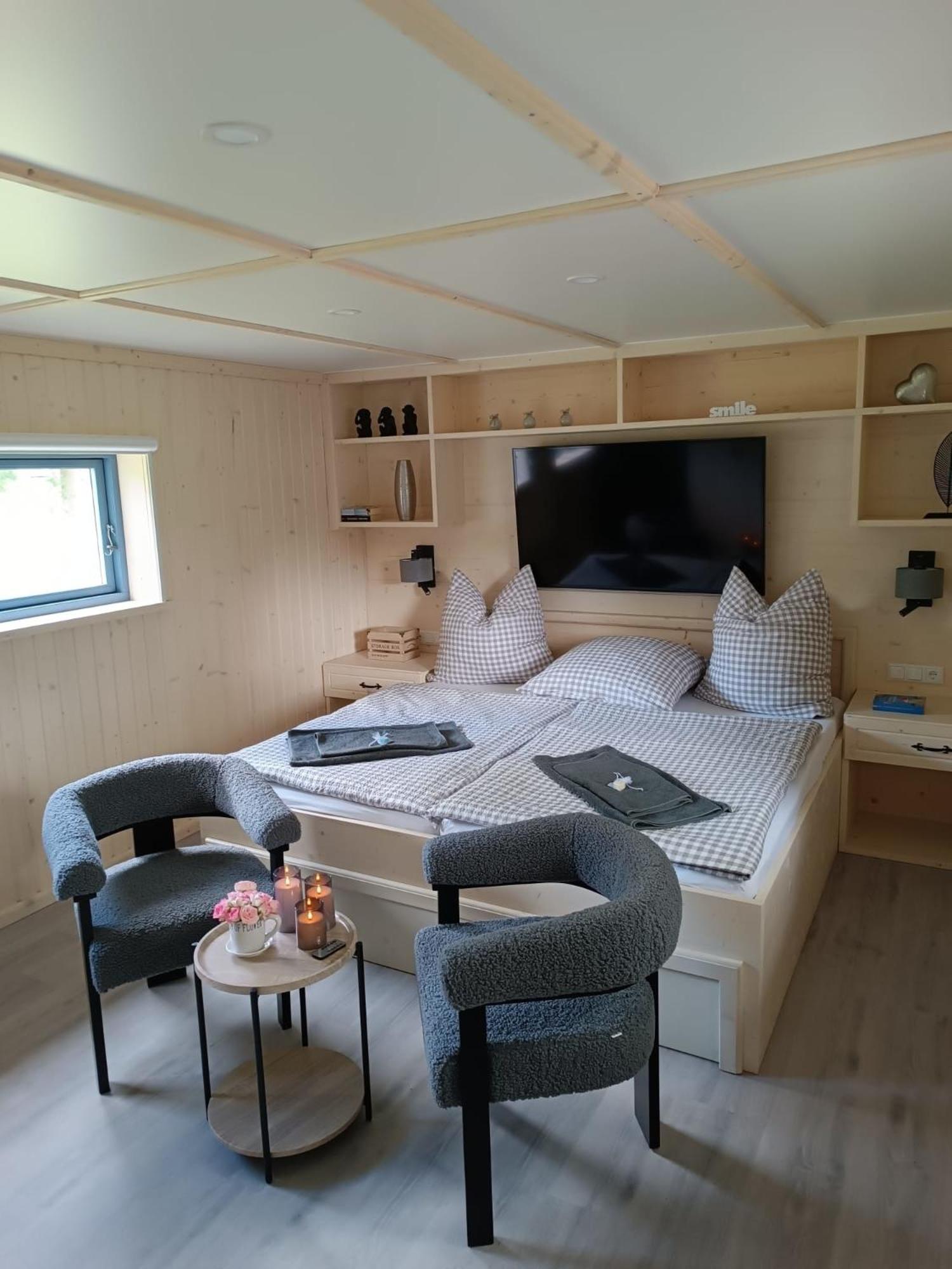 Tiny House & Alpaka-Erlebnis Im Ruhner Land - Naturidylle Pur Ziegendorf المظهر الخارجي الصورة